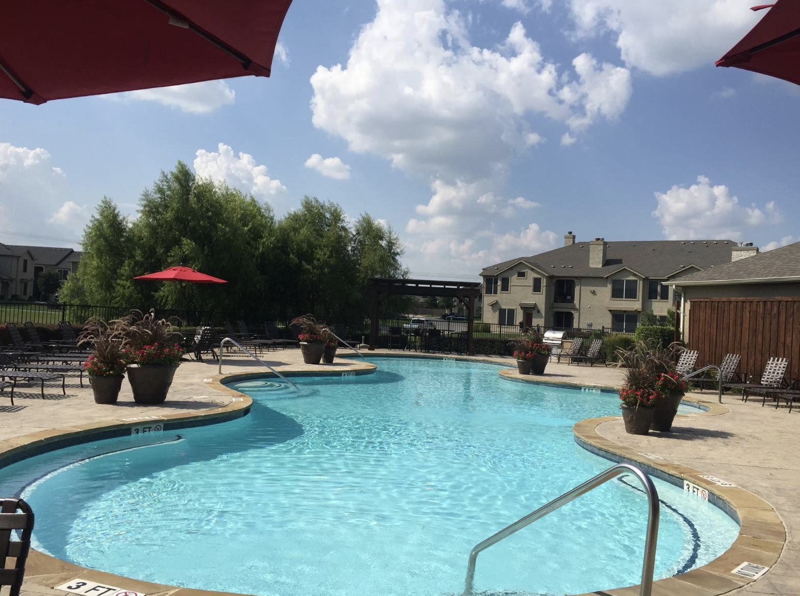 Resident Reviews of Orion McKinney